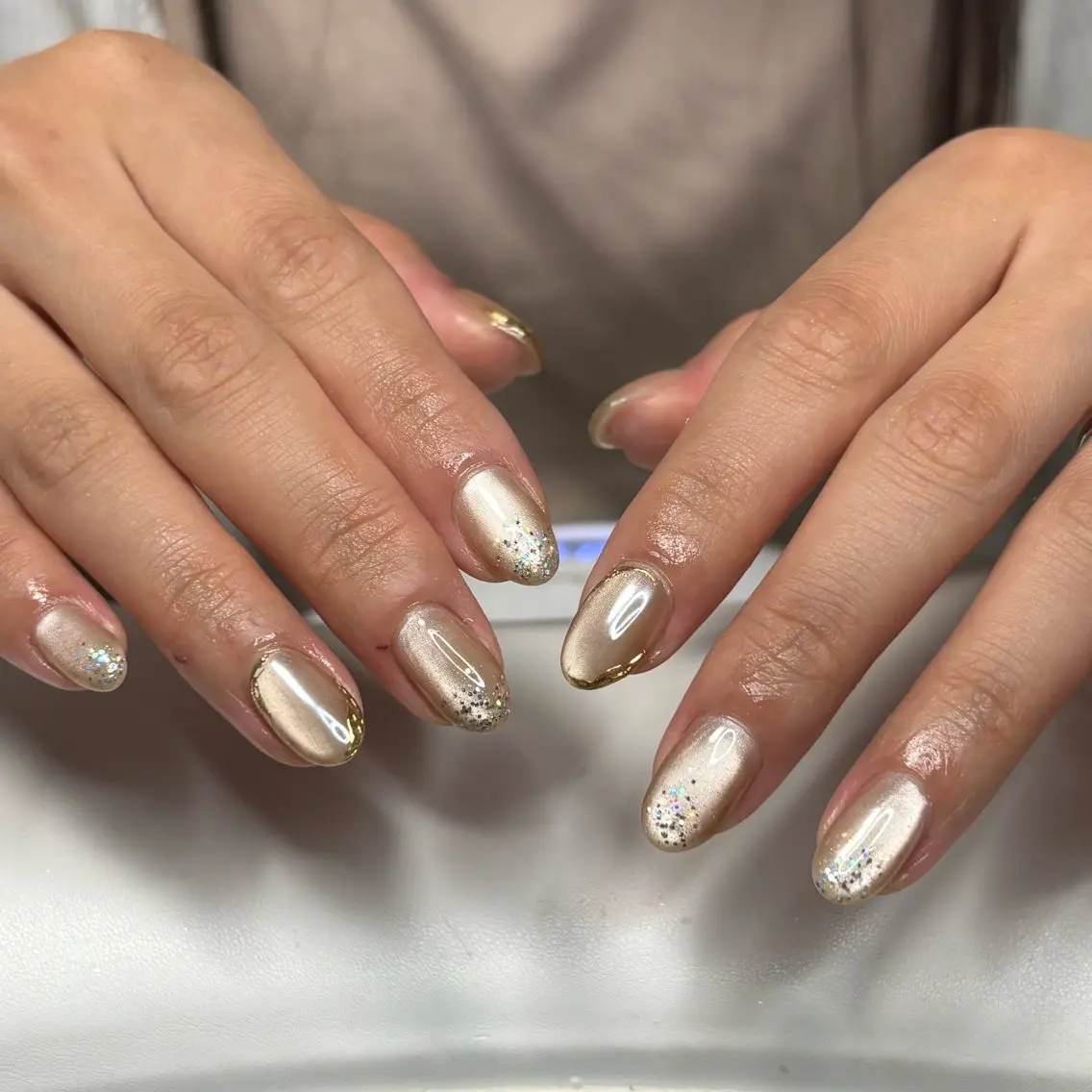 ネイル ゴールド ラメ(グリッター) ハンドネイル フットネイル nailsalon SuMILEのネイルデザイン