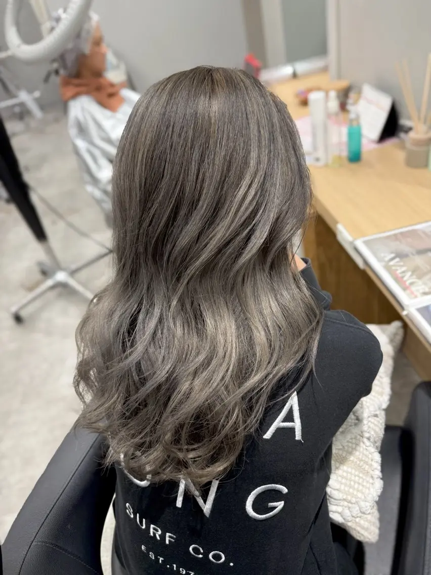 【外国人風なヘアスタイルに🌪️】カット+エアタッチバレイヤージュ🔥(ケアブリーチ配合)の写真