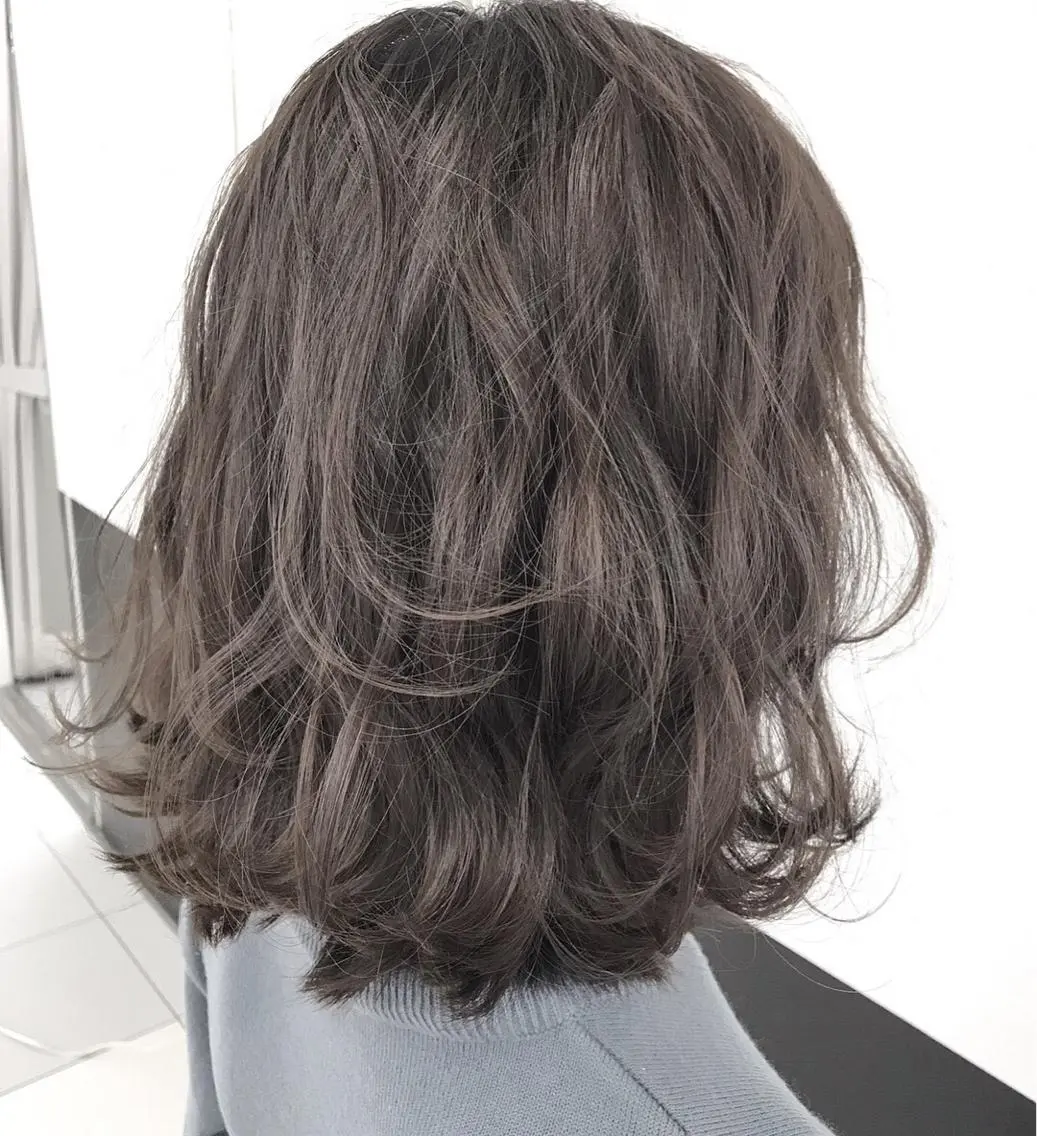ミディアム カラー 透明感カラー グレージュ ハイライトカラー ハイライト BOX mico.のヘアスタイル
