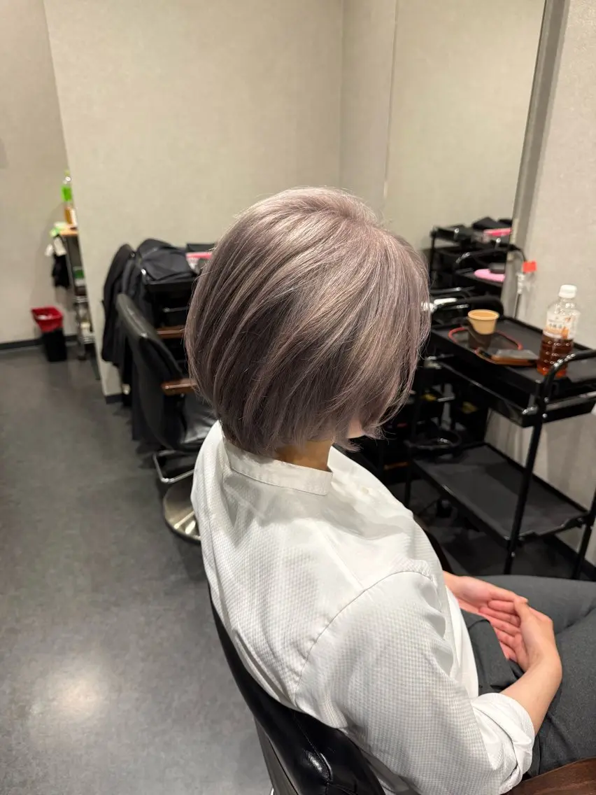 ショート ボブ 髪質改善⚡️カラー 🍀武久 誠🍀のヘアスタイル