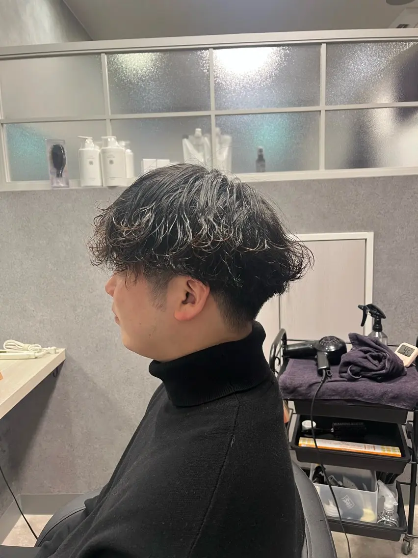 ショート メンズ メンズパーマ 波巻きパーマ カット パーマ ヘッドスパ 加藤 あおいのヘアスタイル