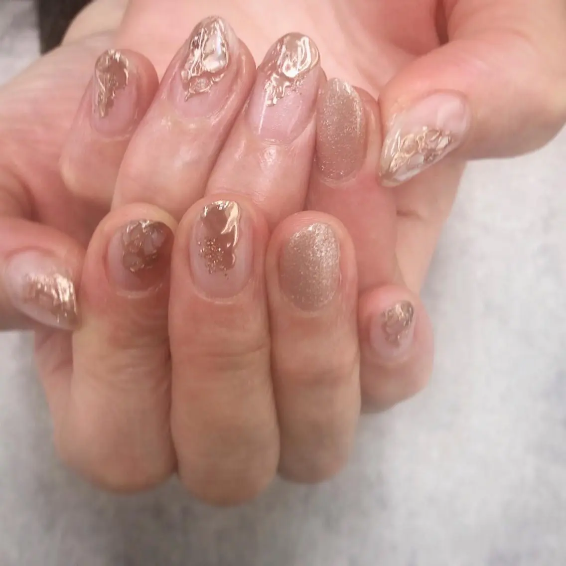 ネイル ゴールド ミラーネイル ニュアンスネイル ピンク ハンドネイル ハンドケア FASTNAIL PLUS 新宿店のネイルデザイン