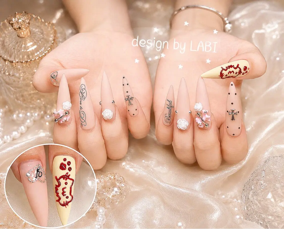 ネイル アートネイル オーロラネイル クリアネイル 長さ出し フレンチネイル ハンドネイル HOT Nail Salonのネイルデザイン