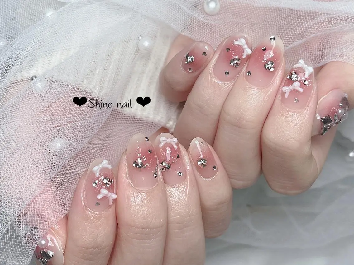 ネイル サイナネイル🎀 長さ出し専門店のネイルデザイン