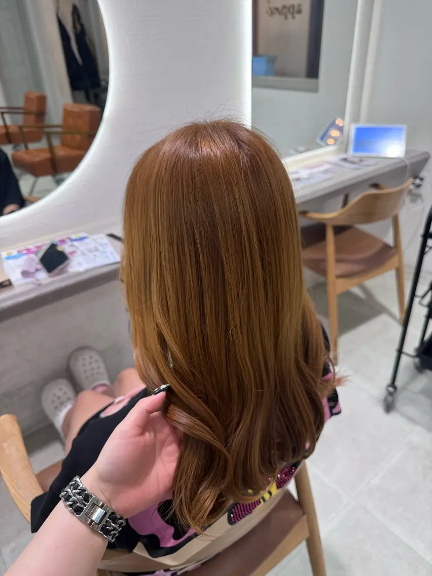 カラー ヘアカラー 戸張 渚のヘアスタイル