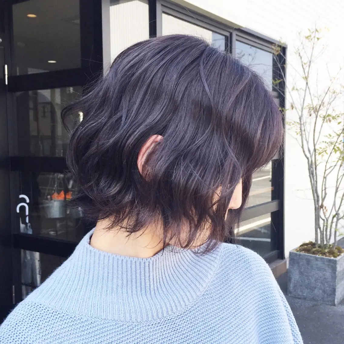 ショート maco 艶感ハイトーン🦋のヘアスタイル