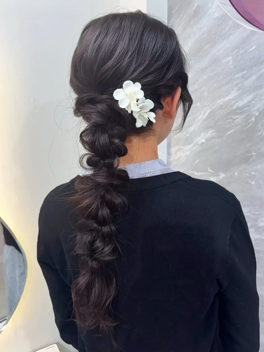 【┈🤍お呼ばれヘアセット🤍┈】 結婚式などやお出かけに🪽💭の写真