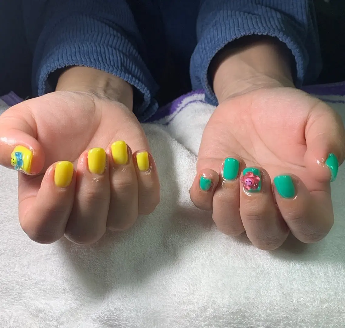 ネイル フラワーネイル ハンドネイル フットネイル MHR nailのネイルデザイン