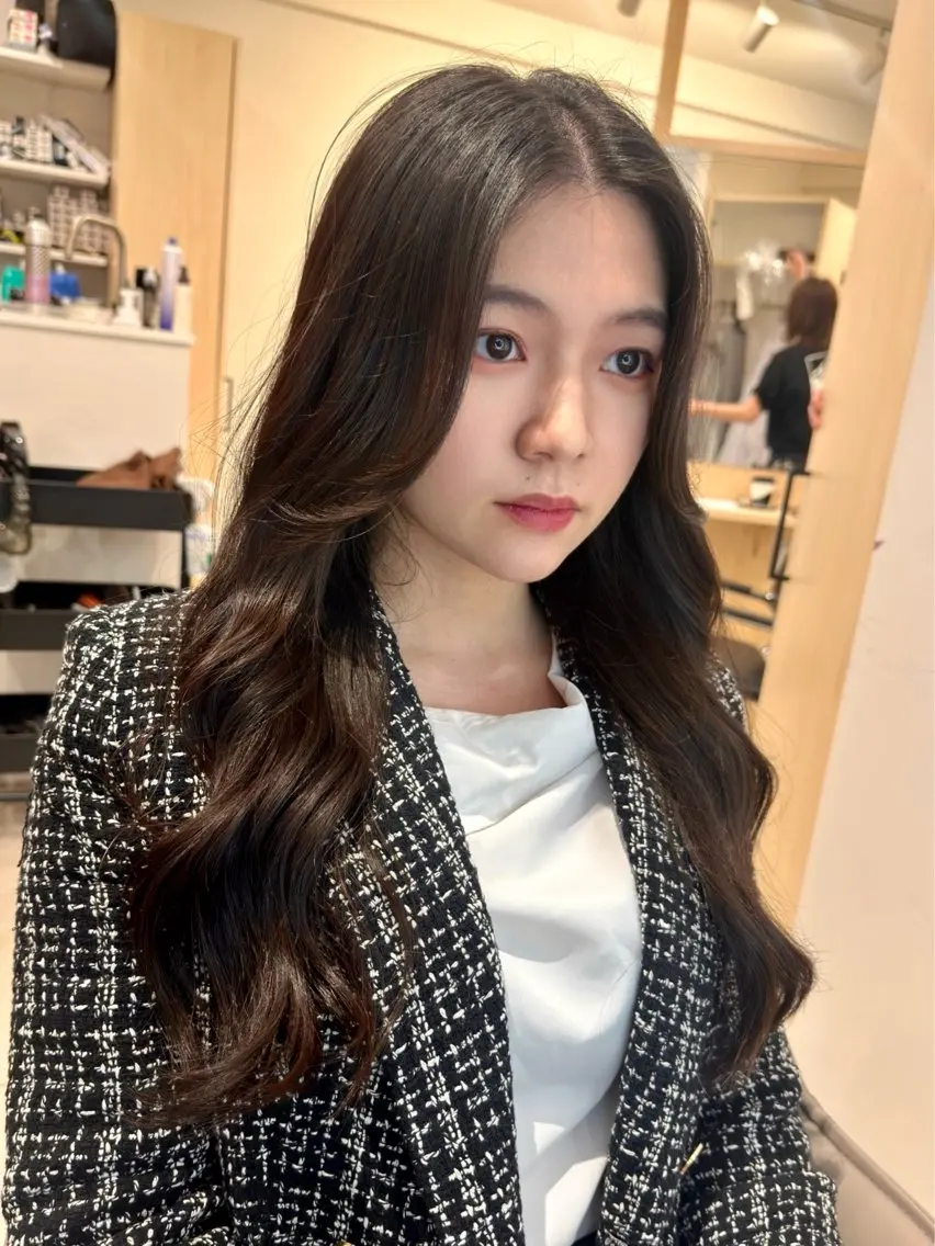 セミロング ✨レイヤー・ブリーチ なしダブル特化✨のヘアスタイル