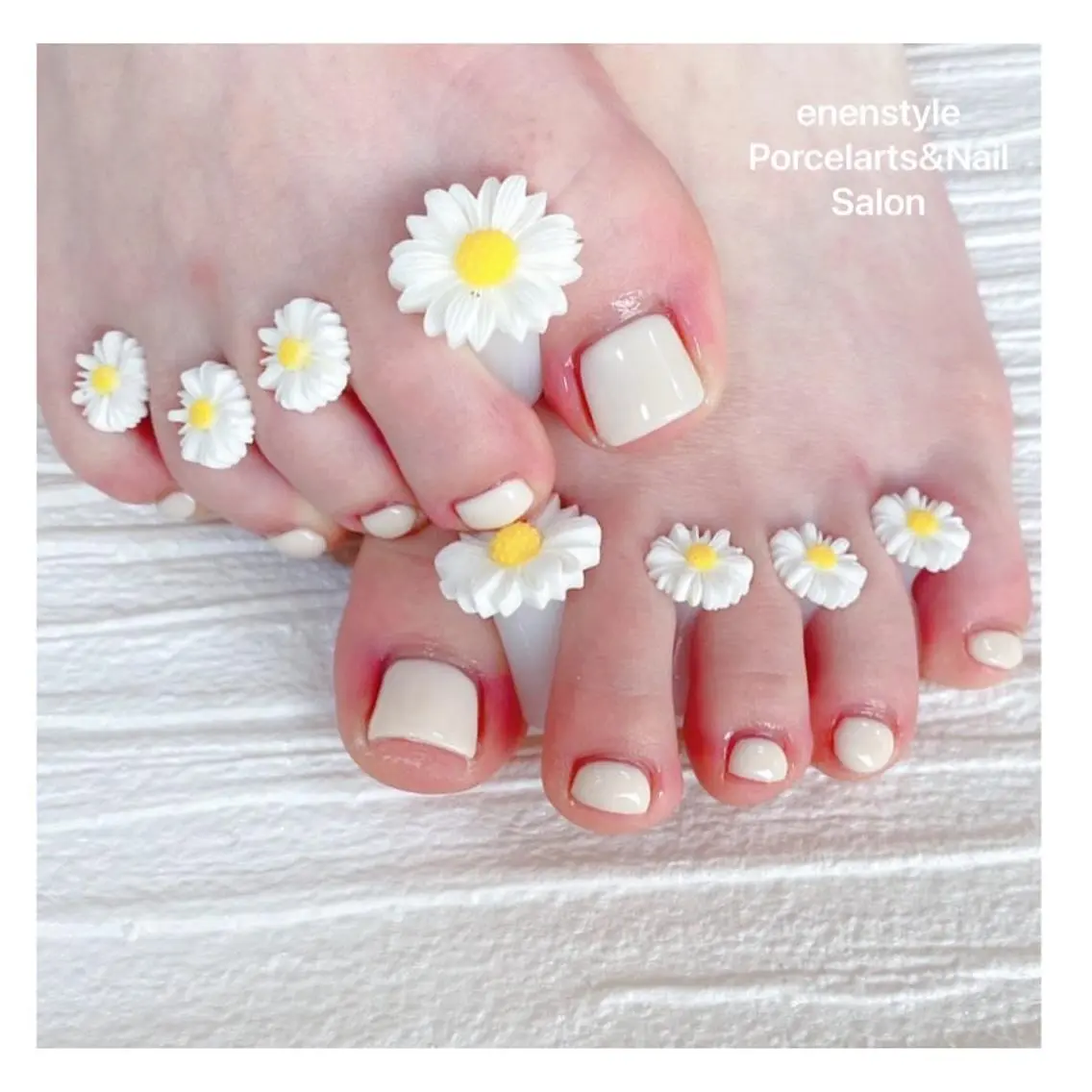 ショート ネイル ハンドネイル フットネイル 🐾enen style 🐾のネイルデザイン
