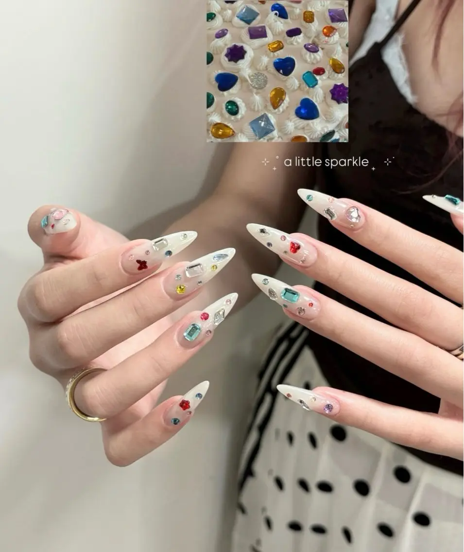 ネイル ハンドネイル NiJi Nailsのネイルデザイン