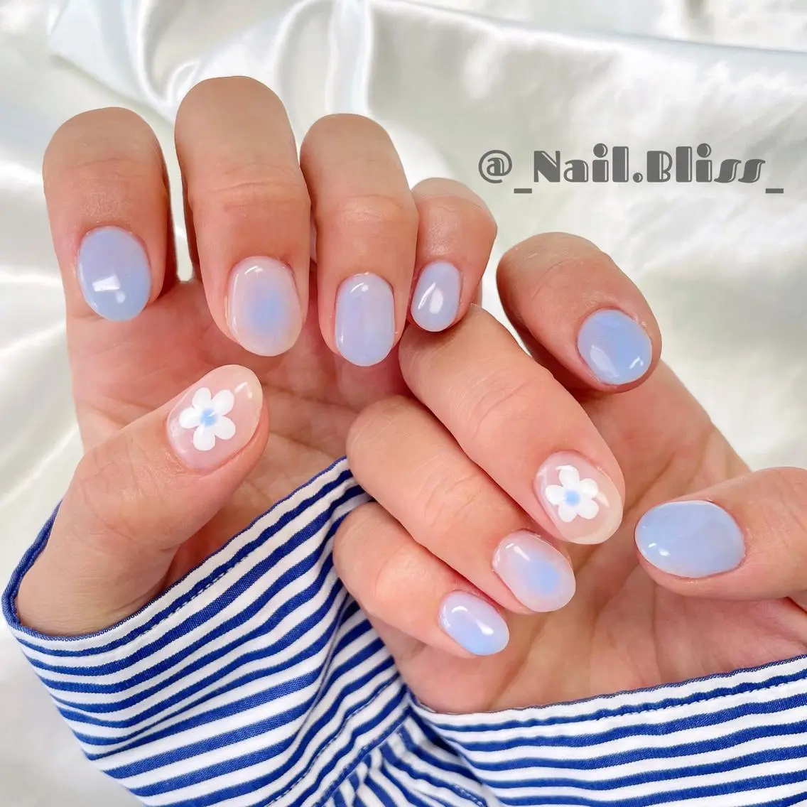 ネイル チークネイル ハンドネイル NAIL BLISSのネイルデザイン