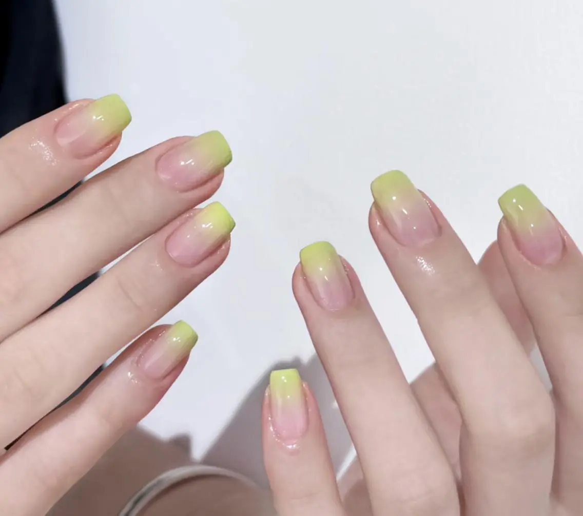 ネイル ハンドネイル Pure&Rich Nailのネイルデザイン