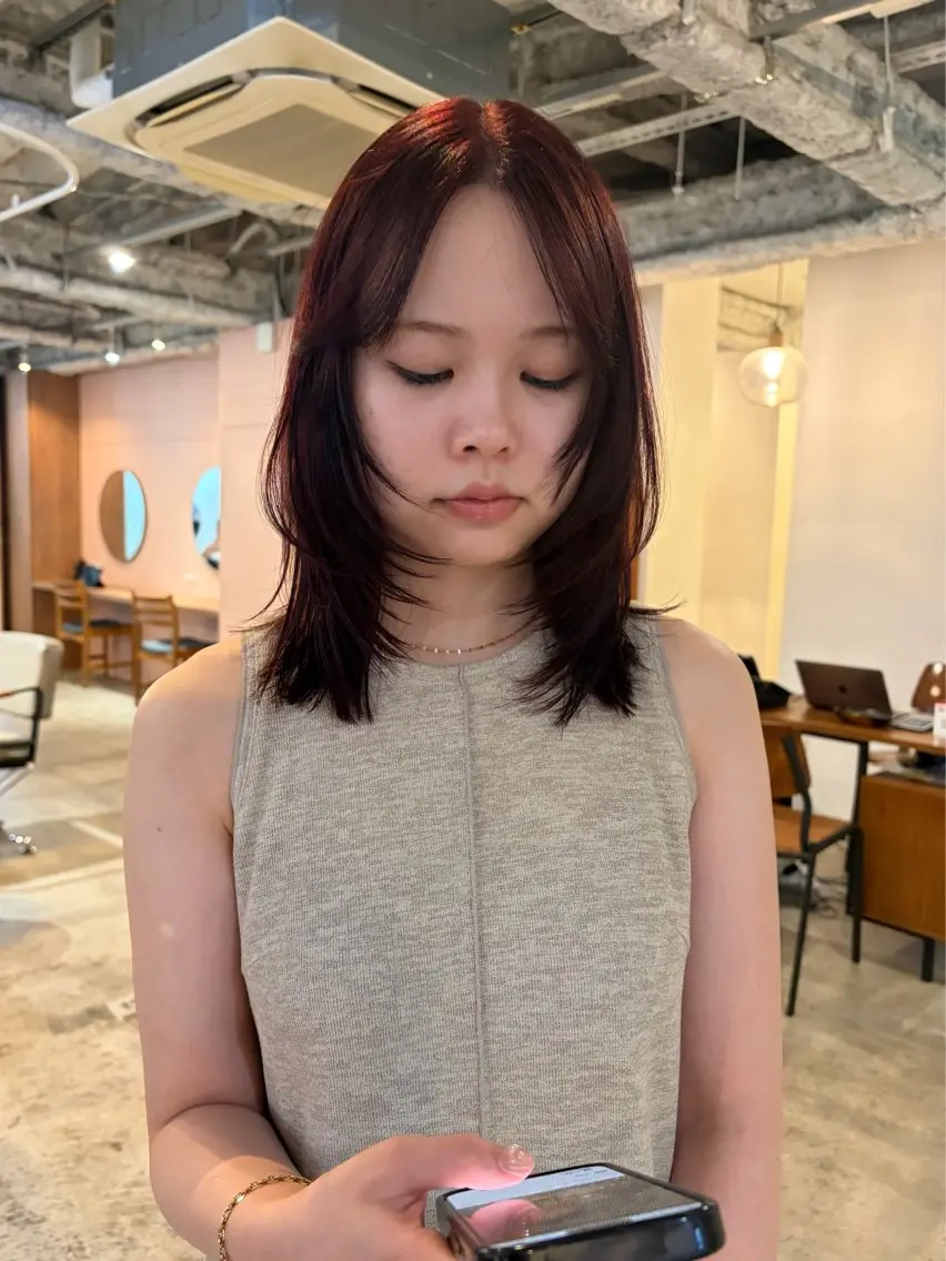 ミディアム カット ヘアカラー 🧣misaki 🧣のヘアスタイル