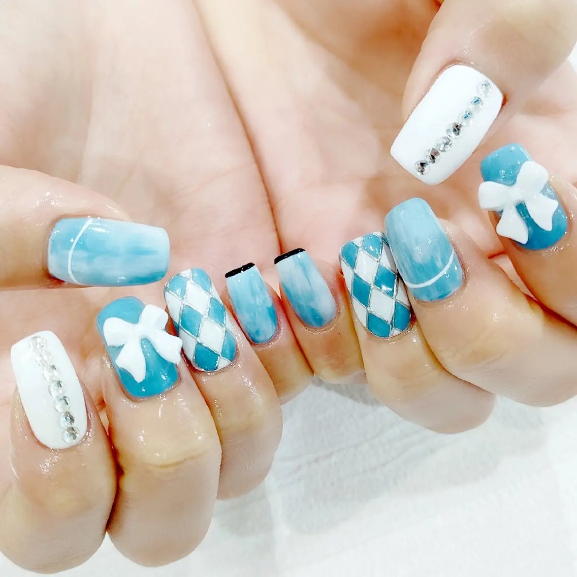 ネイル ジェルネイル パラジェル ストーンネイル ハンドネイル muum_nail 新宿2分 三丁目1分のネイルデザイン