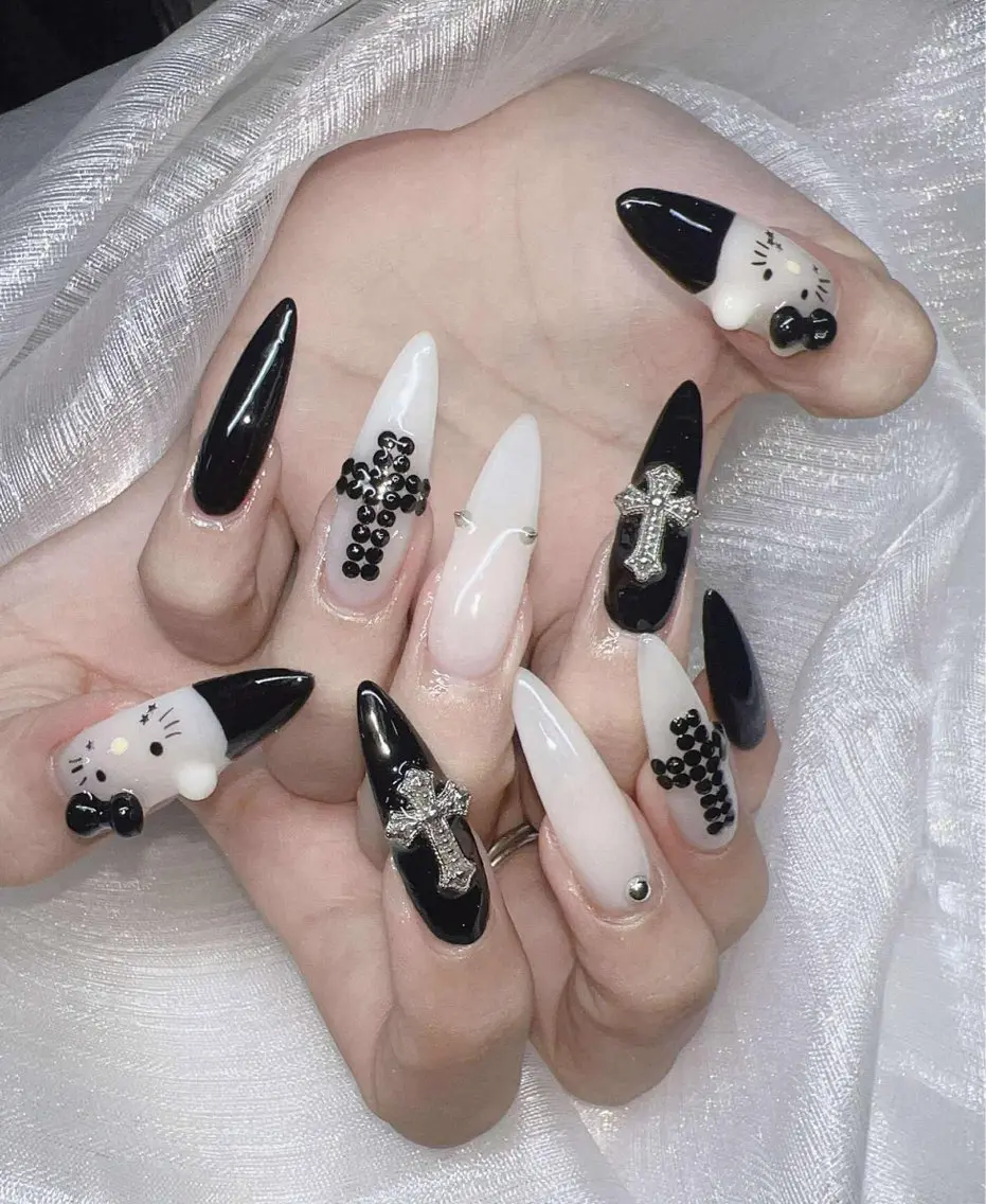 ネイル ハンドネイル Lee Nailsのネイルデザイン