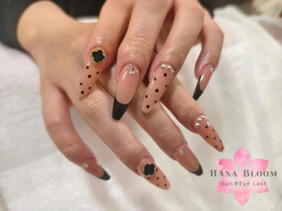 ネイル 長さ出し フットネイル 韓国ネイル マグネットネイル 持ち込み ハンドネイル ハンドケア Hana Bloom Nail💗YUIのネイルデザイン