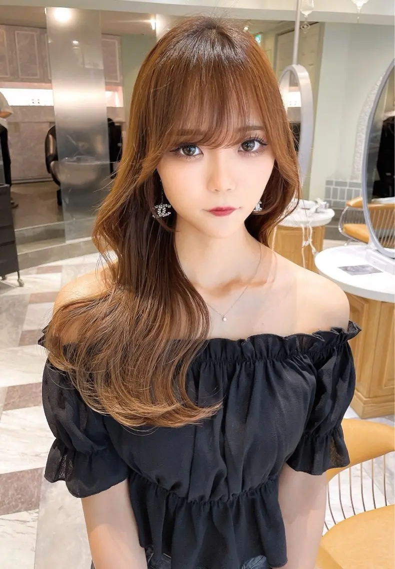 セミロング カラー ベージュカラー 黒髪 ブリーチ ブルーカラー ブルーブラック カット ヘアカラー トリートメント 木屋元一/透明感 /前髪/レイヤーのヘアスタイル