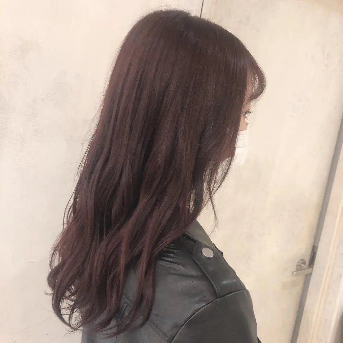 カラー ブリーチ ブリーチなしカラー ピンクカラー 郡司 奈南子の眉毛・アイブロウイメージ