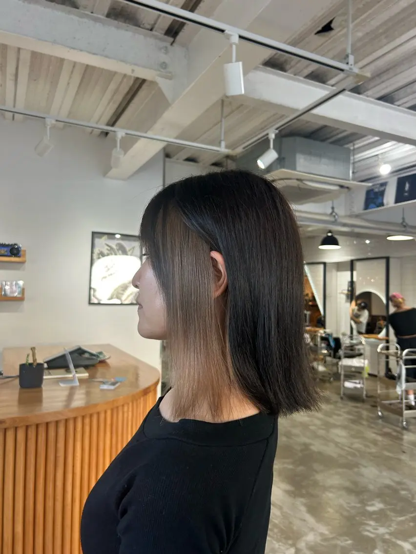 カラー ダブルカラー AOI✖️ BY MY SIDEのヘアスタイル