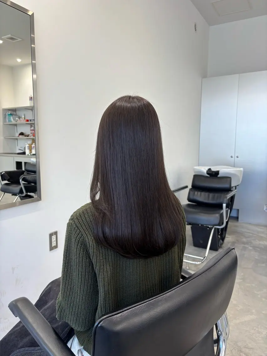 ミディアム カラー ヘアカラー トリートメント 鶴町 桃香のヘアスタイル