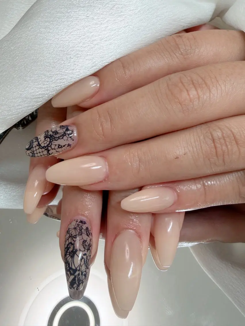 ネイル ハンドネイル IZUMI YUKIのネイルデザイン