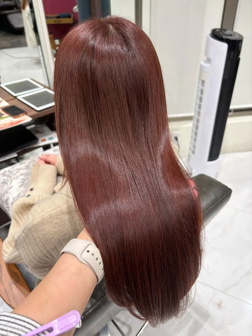 セミロング ヘアカラー トリートメント 艶カラー🩵中久保 舞優🩵のヘアスタイル