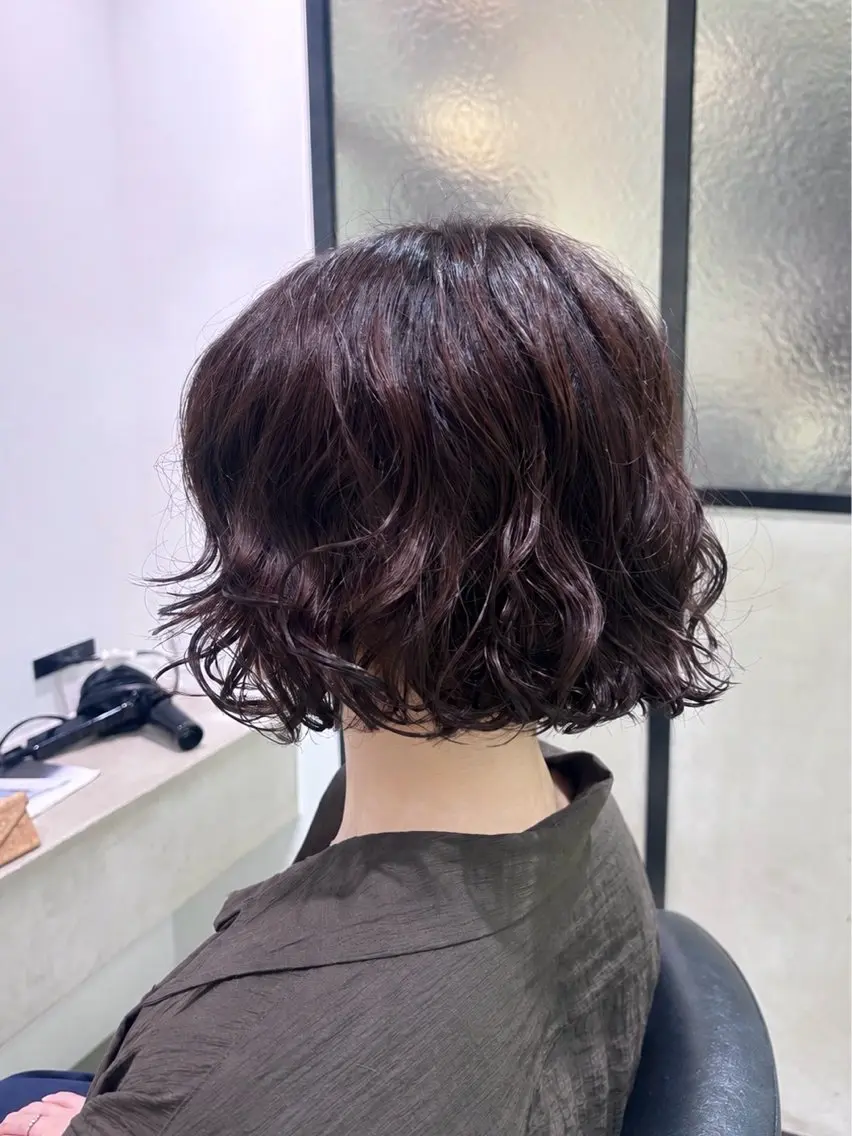 ショート カット パーマ 羽田 莉野のヘアスタイル