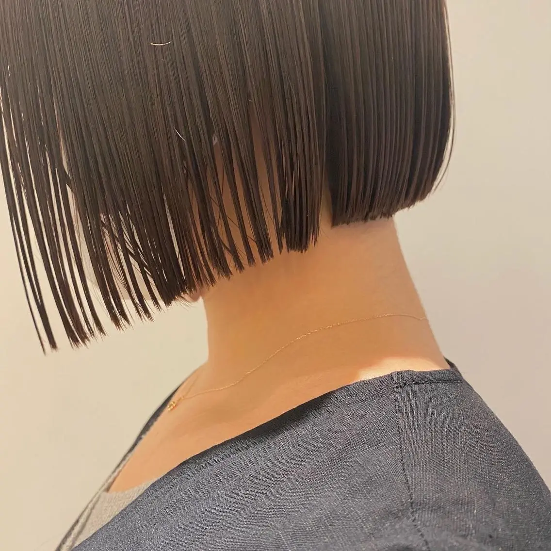 ミディアム 縮毛矯正ボブ&顔まわ レイヤー♡TOMOEのヘアスタイル