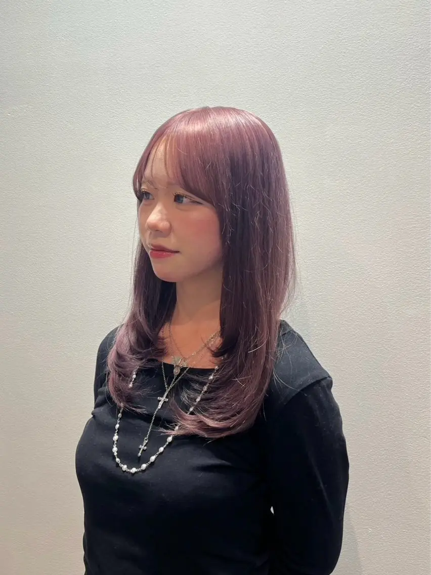 ロング カラー せりな🎀🕯️ /透明感カラーのヘアスタイル