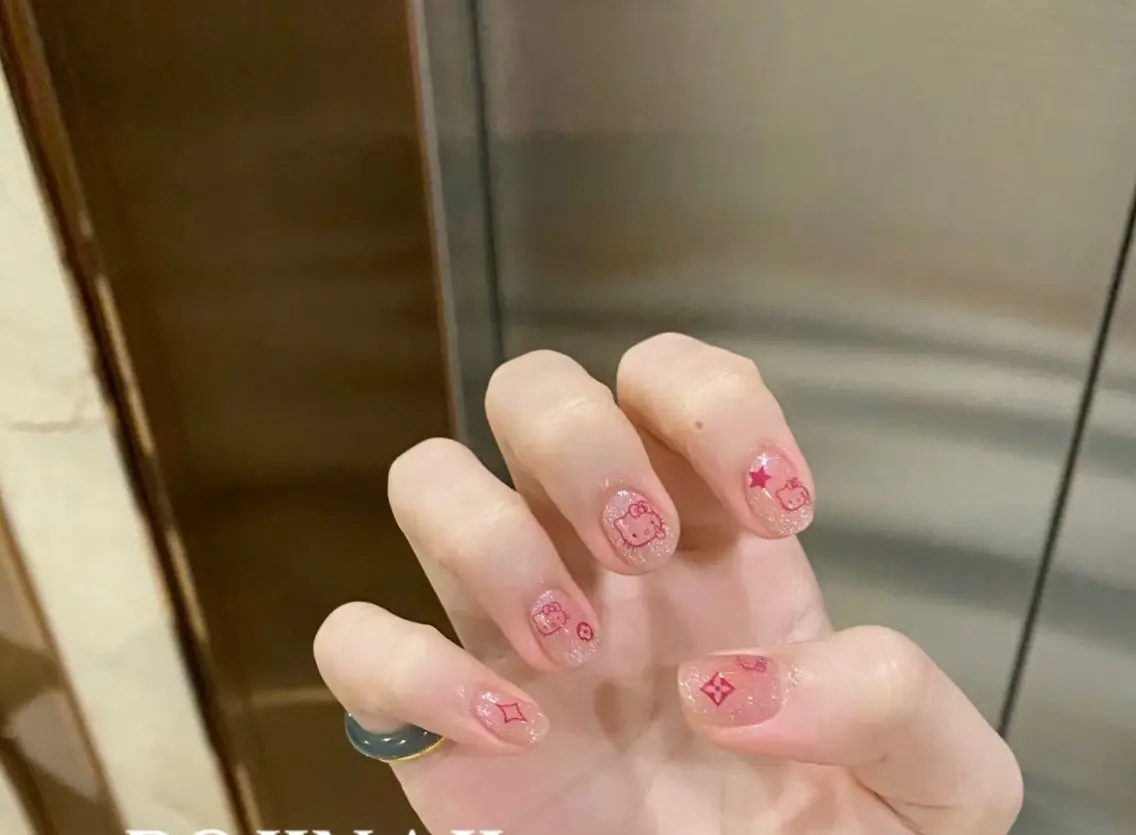 ネイル ハンドネイル エリ🫧 nail池袋東口のネイルデザイン