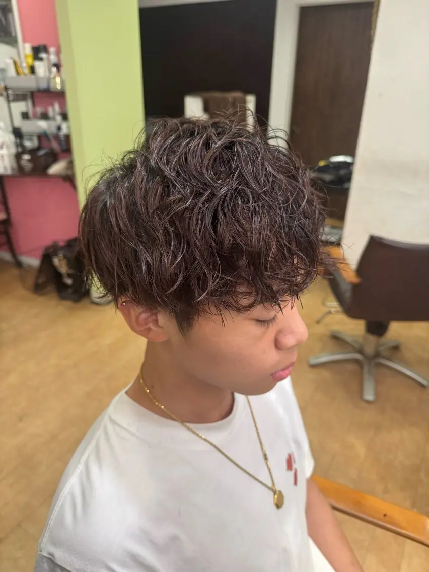 パーマ メンズ カット ヘアカラー 透明感カラー特化若山 結愛のヘアスタイル