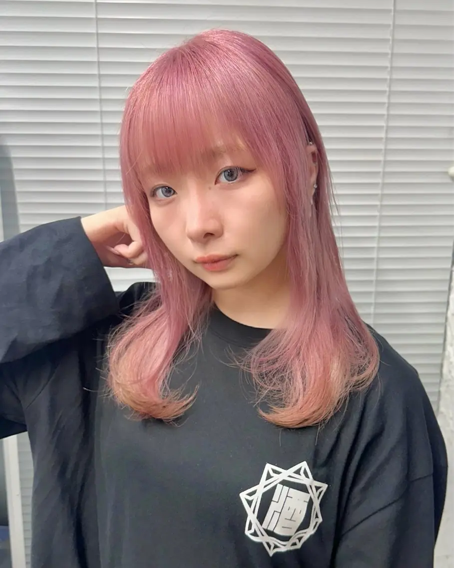 ロング カラー ブリーチ ケアブリーチ ダブルカラー ハイトーンカラー ピンクカラー ヘアカラー トリートメント インナーカラー/レイ ヤーカット♡/マキシのヘアスタイル