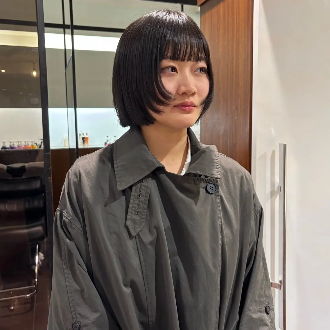 ショート ボブレイヤー ボブ レイヤーカット グレージュ🐰透明感 カラー🫧akihoのヘアスタイル