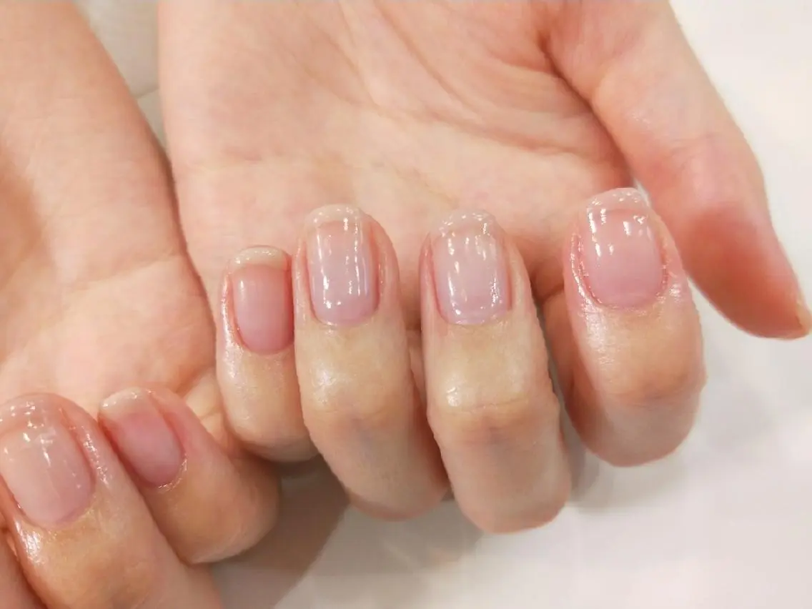 ネイル ハンドネイル ハンドケア はばすみれ🎀ﾈｲﾙ 光ﾌｪｲｼｬﾙ ﾍｱのネイルデザイン