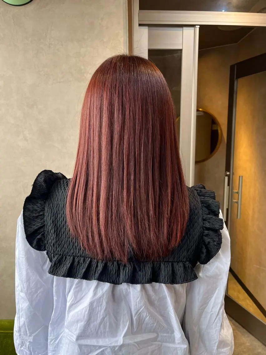 セミロング カラー ブリーチ ヘアカラー ayane ito / HAWNDのヘアスタイル