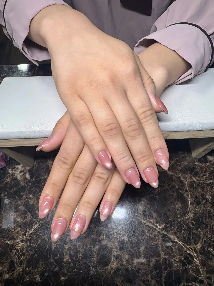 ネイル ハンドネイル IROHA Nail 烏丸店 木湖奈のネイルデザイン