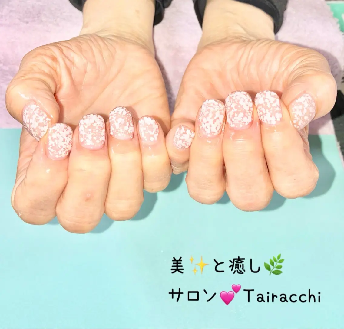 ネイル 桜ネイル クリアネイル キラキラネイル ピンク ハンドネイル Tairacchi タイラッチのエステ・リラクイメージ