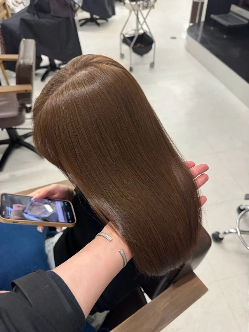 ロング 坂本 小春のヘアスタイル