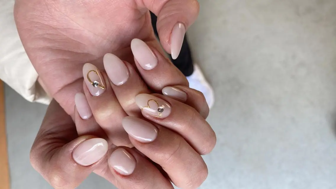 ネイル クリアネイル ピンク ホワイト ハンドネイル フットネイル nailsalon ∞ ﾐｶﾅﾙ ∞のネイルデザイン