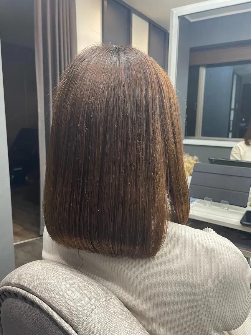 ミディアム カット 縮毛矯正 トリートメント 手塚 由佳のヘアスタイル