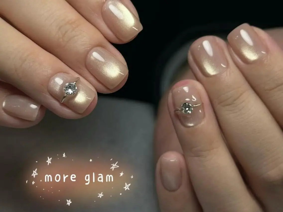 ネイル 長さ出し フットネイル フレンチネイル ジェルネイル ガラスフレンチ MoreGlam Nailsのネイルデザイン