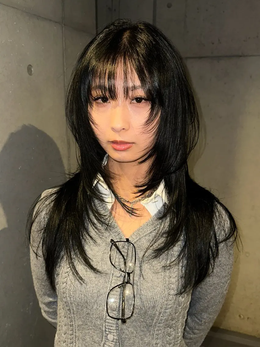 セミロング カラー 顔まわりレイヤー ハッシュカット レイヤーカット カット ヘアカラー 似合わせウルフ/ レイヤー/山本祐輔のヘアスタイル