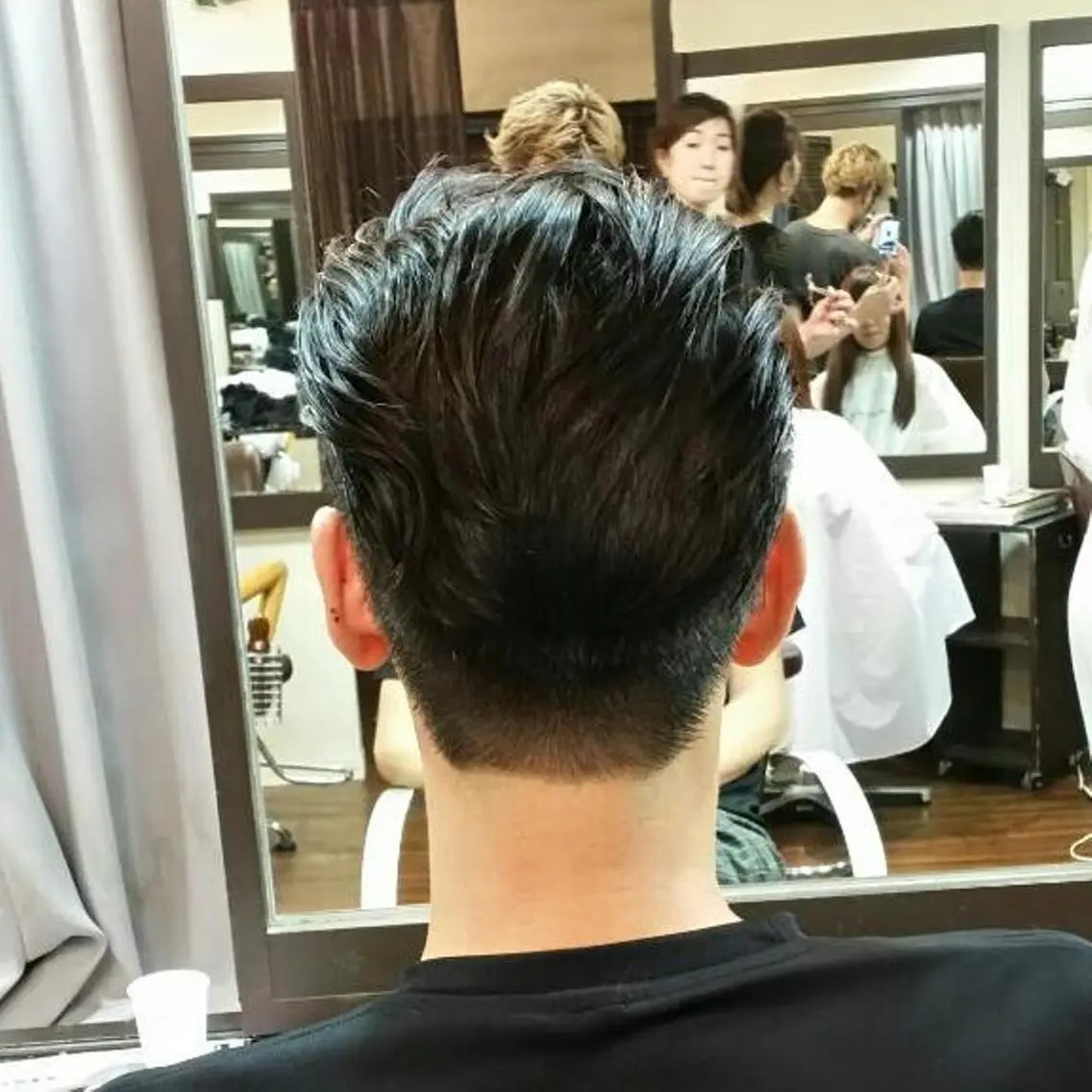 ショート メンズ オールバック 刈り上げ 100%髪質改善特化 TRUNSのヘアスタイル