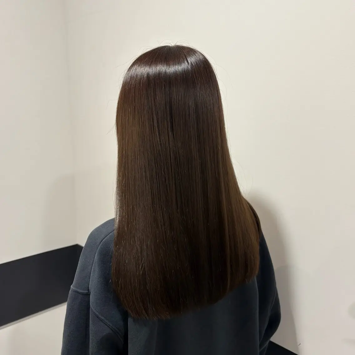 ロング カラー ブラウンカラー ショコラブラウン カット ヘアカラー トリートメント ボブ/外国人風カラー 🩵mikiのヘアスタイル
