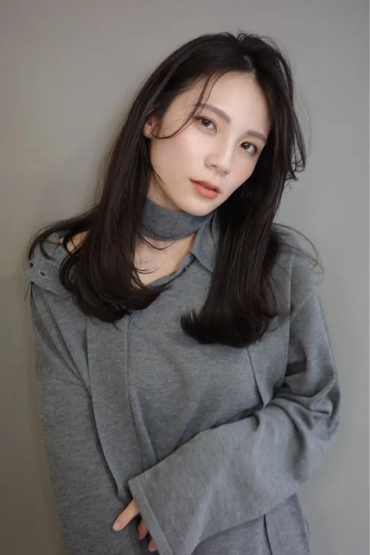 セミロング カラー 心斎橋韓国ボブ 好原良真のヘアスタイル