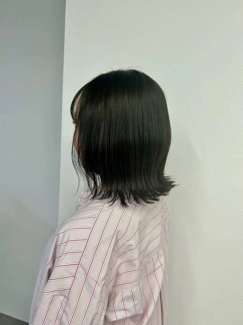 ミディアム ヘアカラー 鍛治 美月稀のヘアスタイル