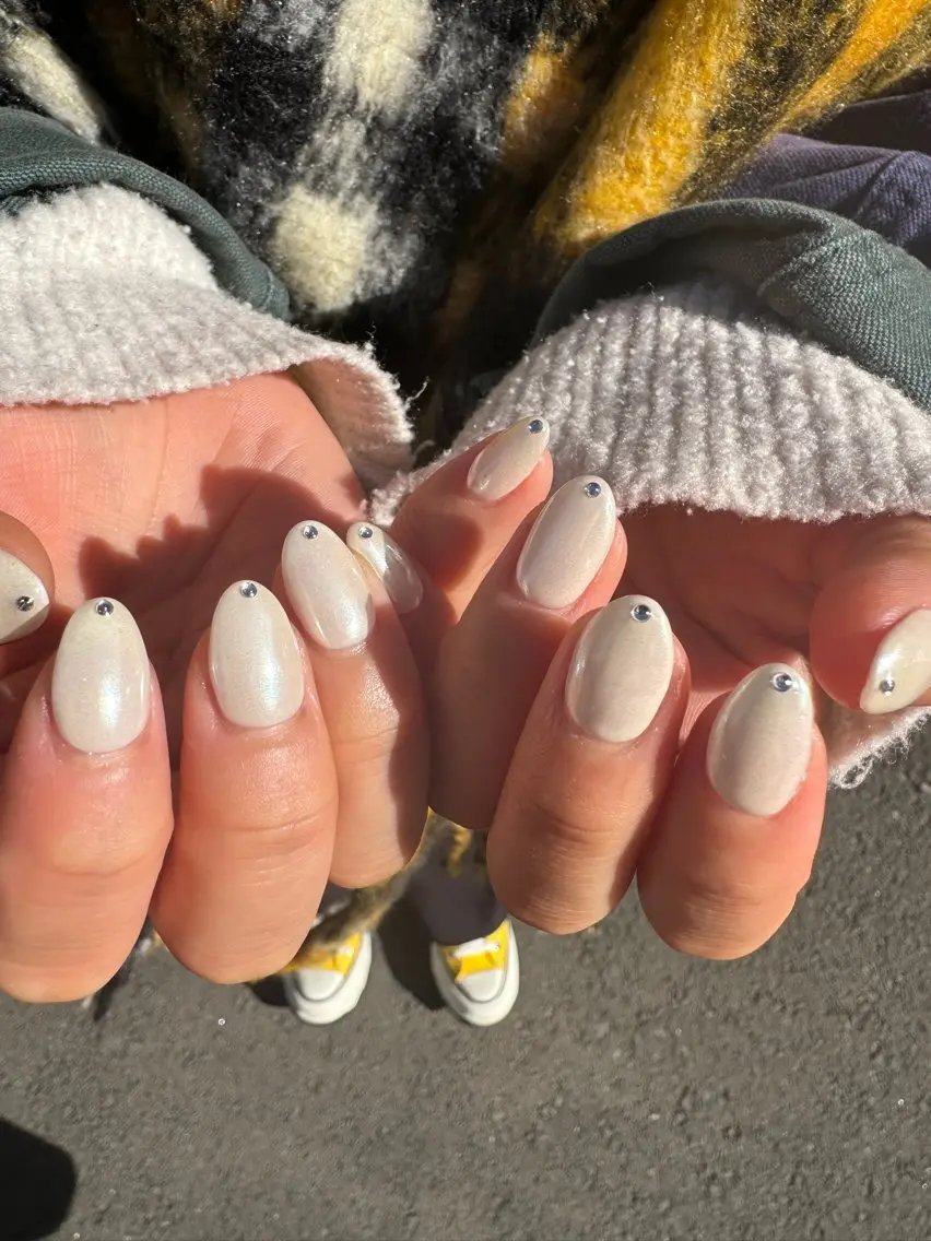 ネイル アートネイル フレンチネイル 韓国ネイル マグネットネイル ミラーネイル MH_ Nailのネイルデザイン