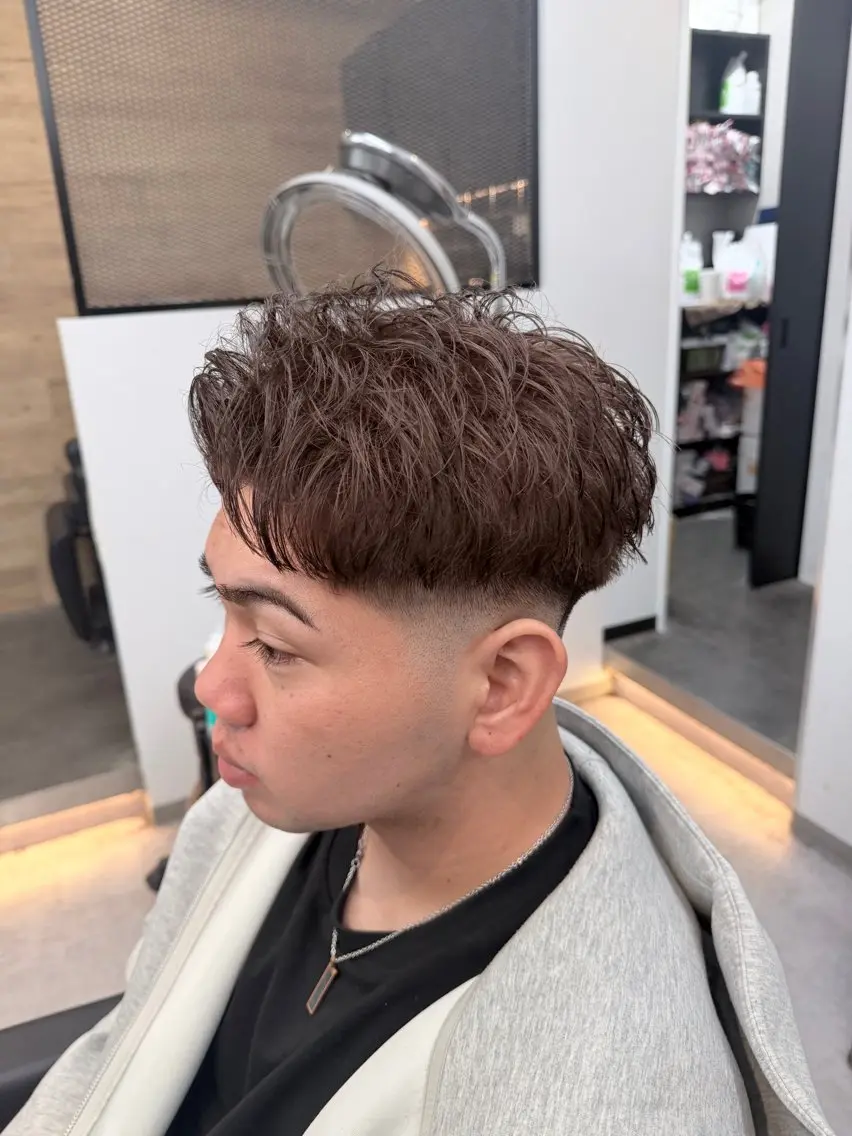 ショート カラー ブリーチ ブラウンカラー グレージュ カット ヘアカラー 【Men's Lapis横浜】翔太のヘアスタイル