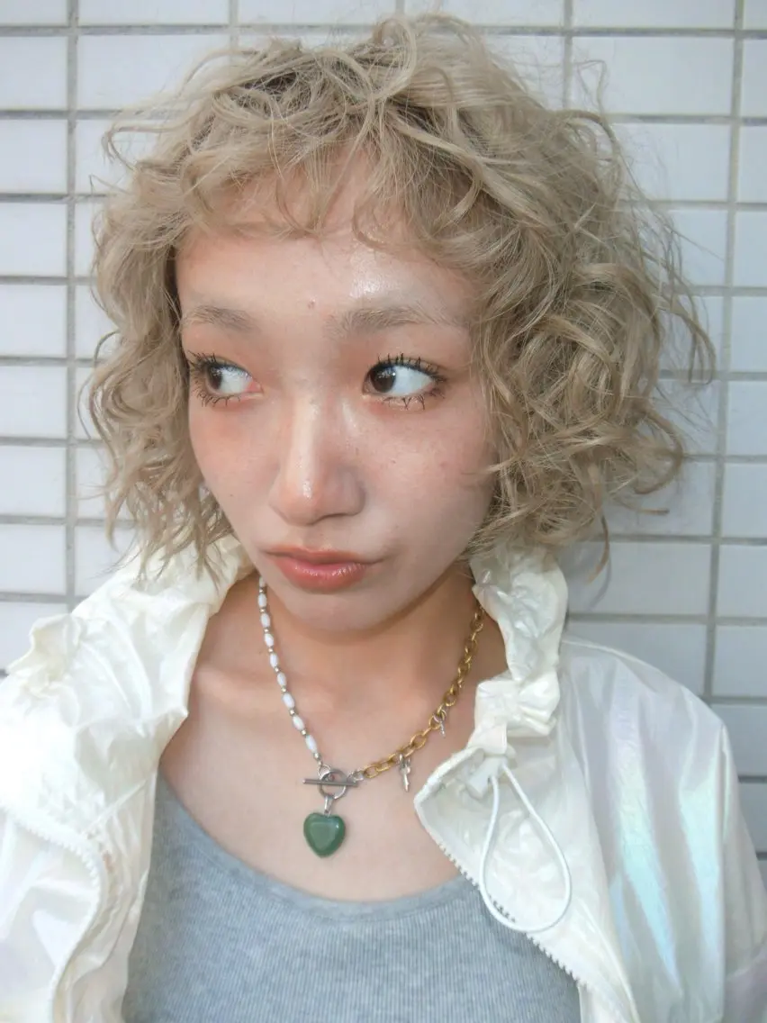 ショート カラー パーマ カット ヘアカラー 🎀オイダイラ モモカ🎀のヘアスタイル
